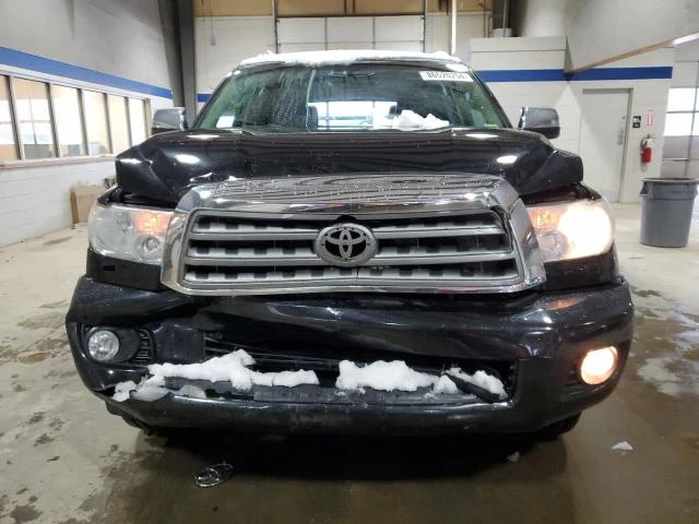 Toyota Sequoia 5.7L 8 4x4 w/Rear Wheel Drv, снимка 3 - Автомобили и джипове - 48837574