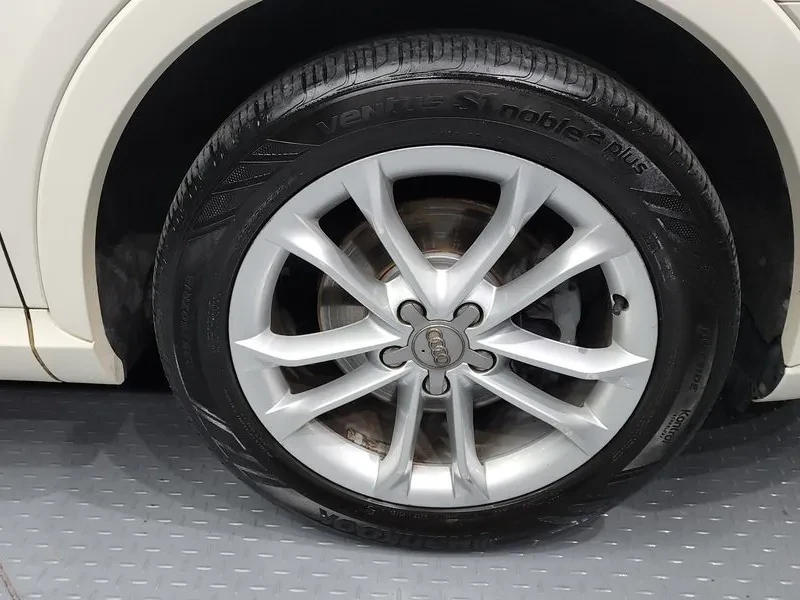 Audi Q3 2.0 TDI Quattro, снимка 5 - Автомобили и джипове - 55128651