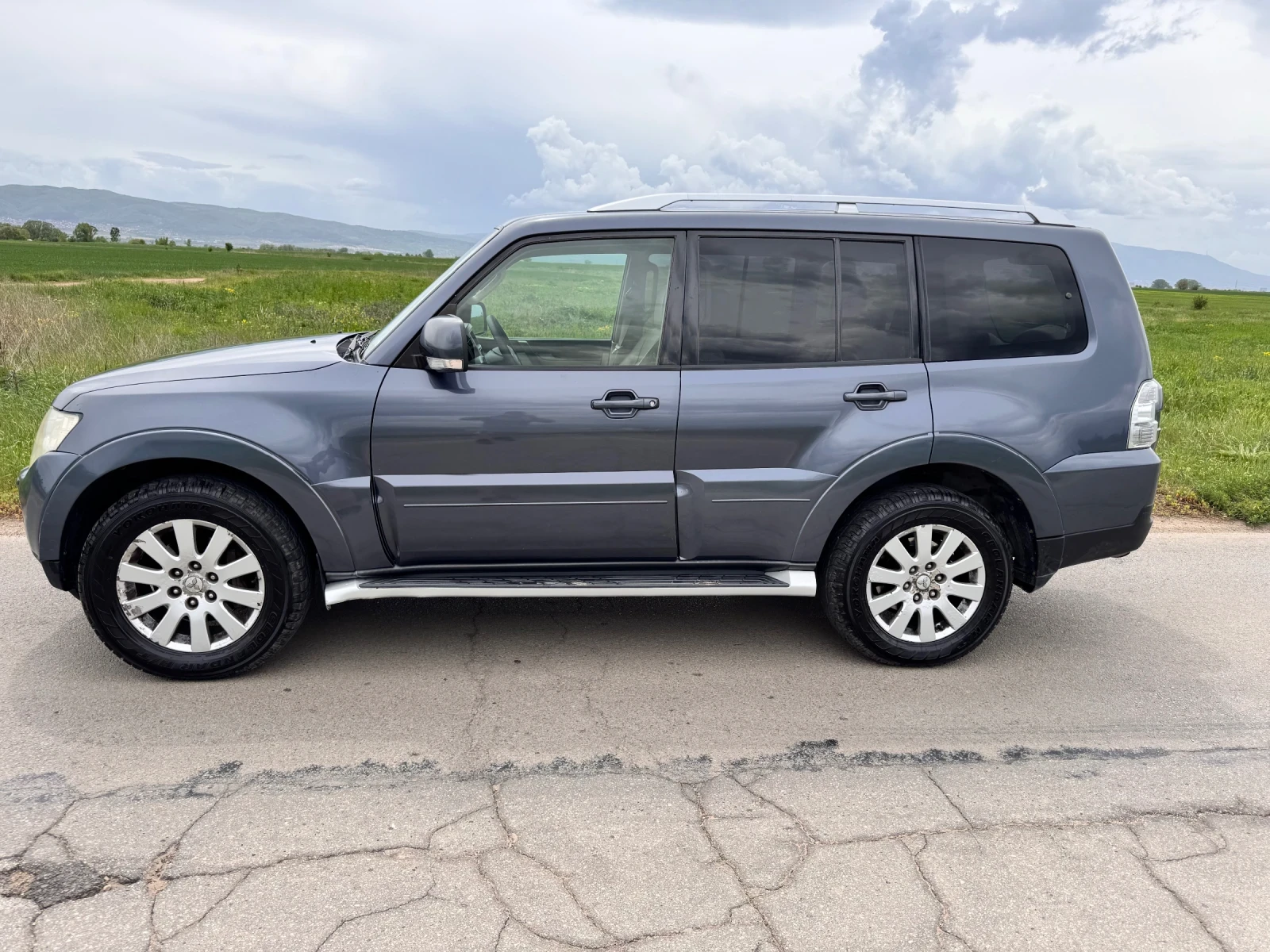 Mitsubishi Pajero 3.2Di-D Automatic Купуван от Митсубиши моторс  - изображение 9