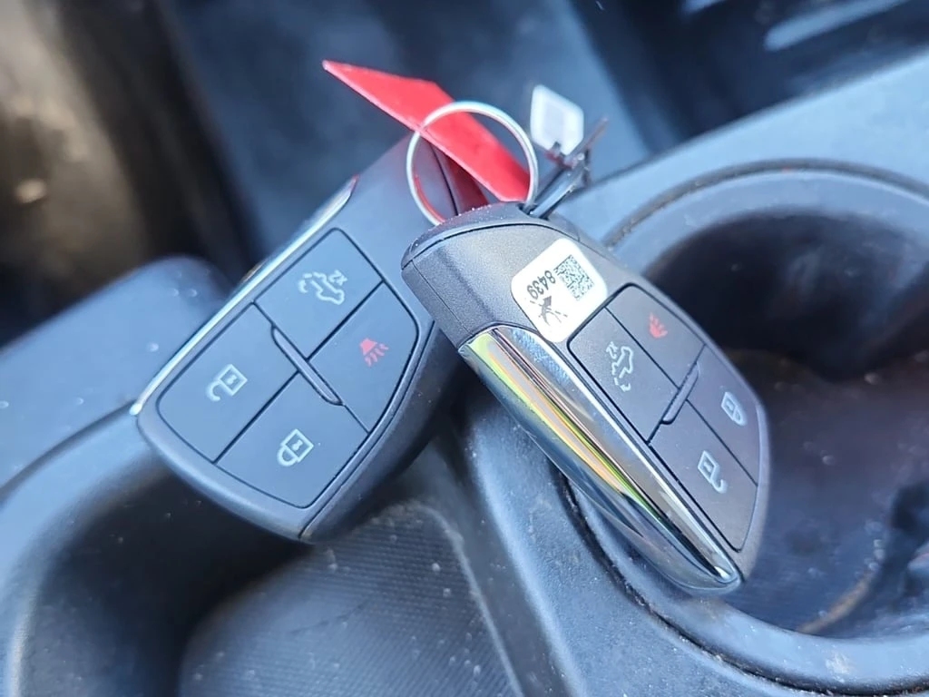 Gmc Sierra * PRO CREW CAB SHORT BED * CARFAX *  - изображение 8