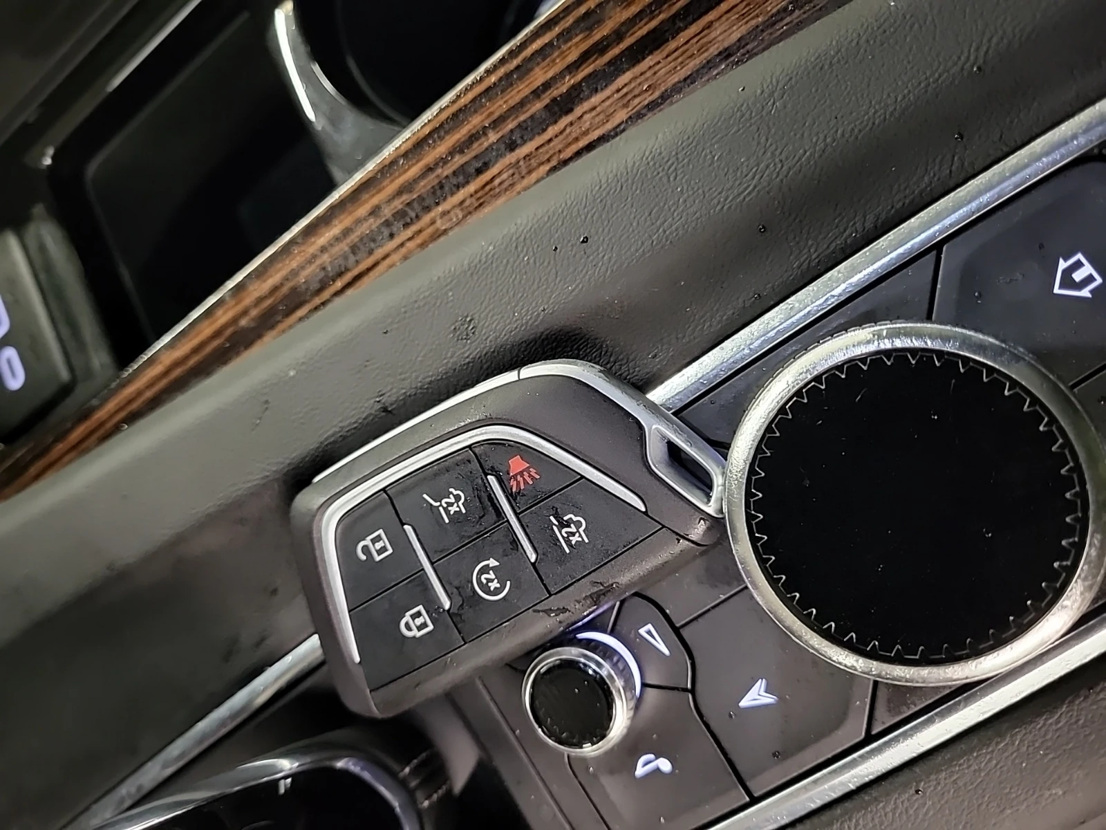 Cadillac Escalade 4WD LUXURY | Mobile.bg � ����������� 14