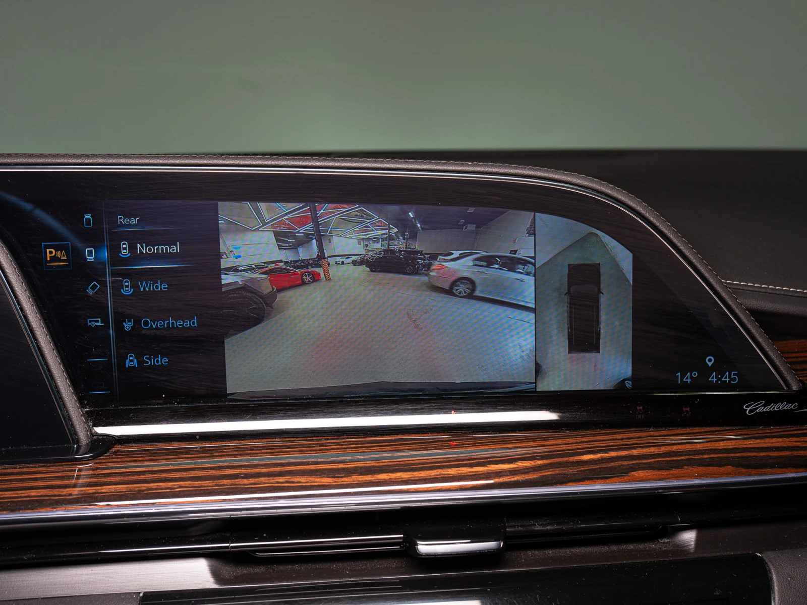 Cadillac Escalade  Premium Luxury * HeadUp* AвтоКредит* (ЦЕНА ДО БГ), снимка 14 - Автомобили и джипове - 53831280