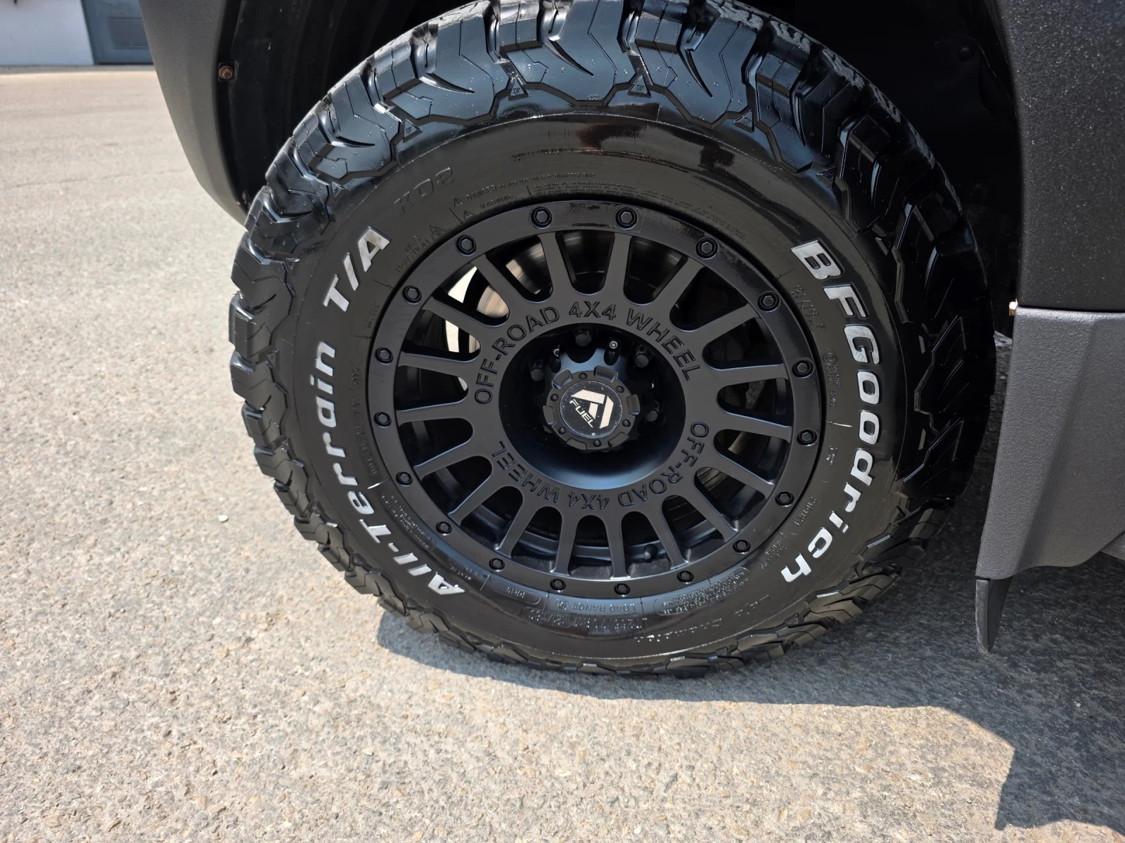 Toyota Land cruiser 3.0d4d, снимка 8 - Автомобили и джипове - 54240829