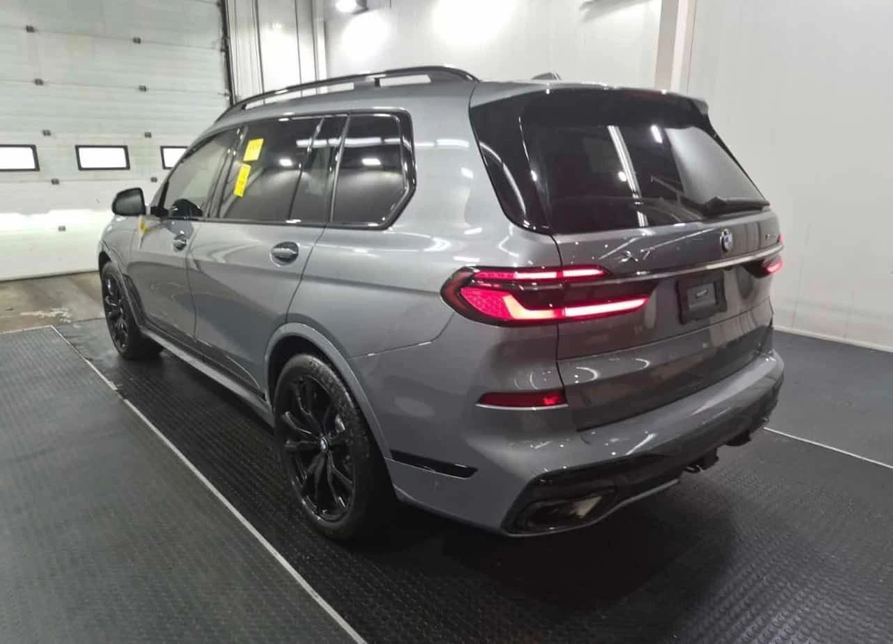 BMW X7 * xDrive40i * МАСАЖ* ДИСТРОНИК* ОБДУХВАНЕ* H/K* , снимка 2 - Автомобили и джипове - 54445500