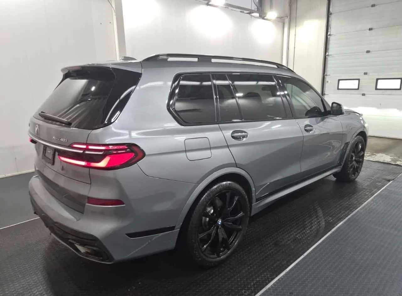 BMW X7 * xDrive40i * МАСАЖ* ДИСТРОНИК* ОБДУХВАНЕ* H/K* , снимка 3 - Автомобили и джипове - 54445500