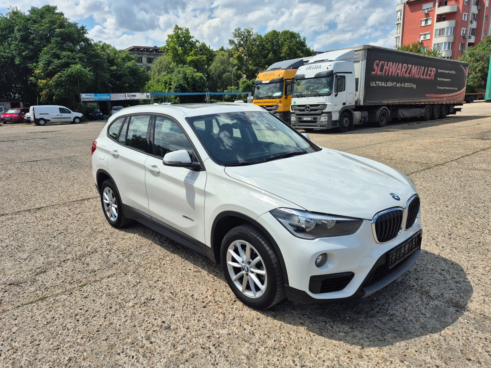 BMW X1 2016 г Автоматик   S  DRIVE, снимка 2 - Автомобили и джипове - 55445017