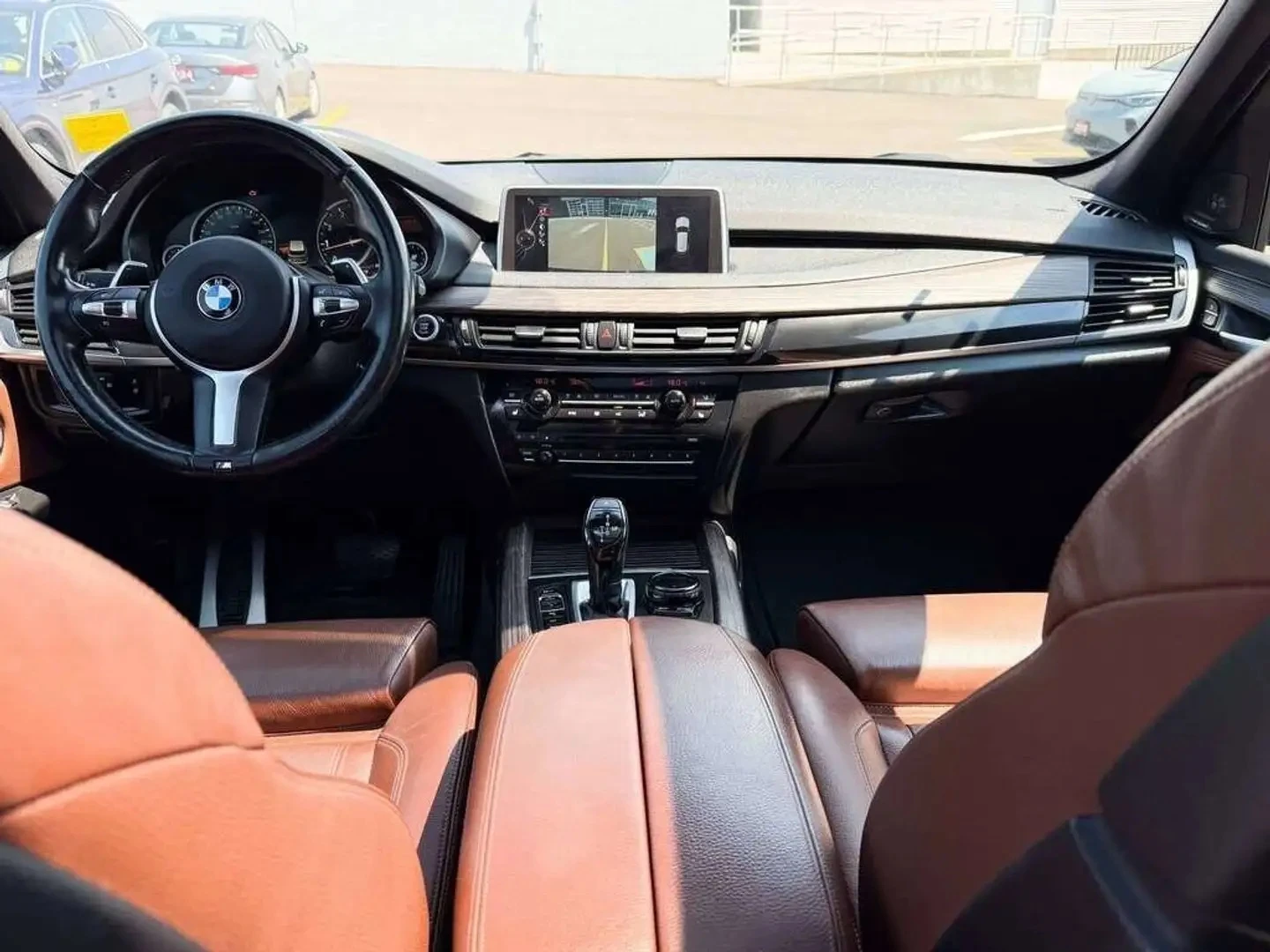 BMW X5 xDrive50i, снимка 11 - Автомобили и джипове - 55832282