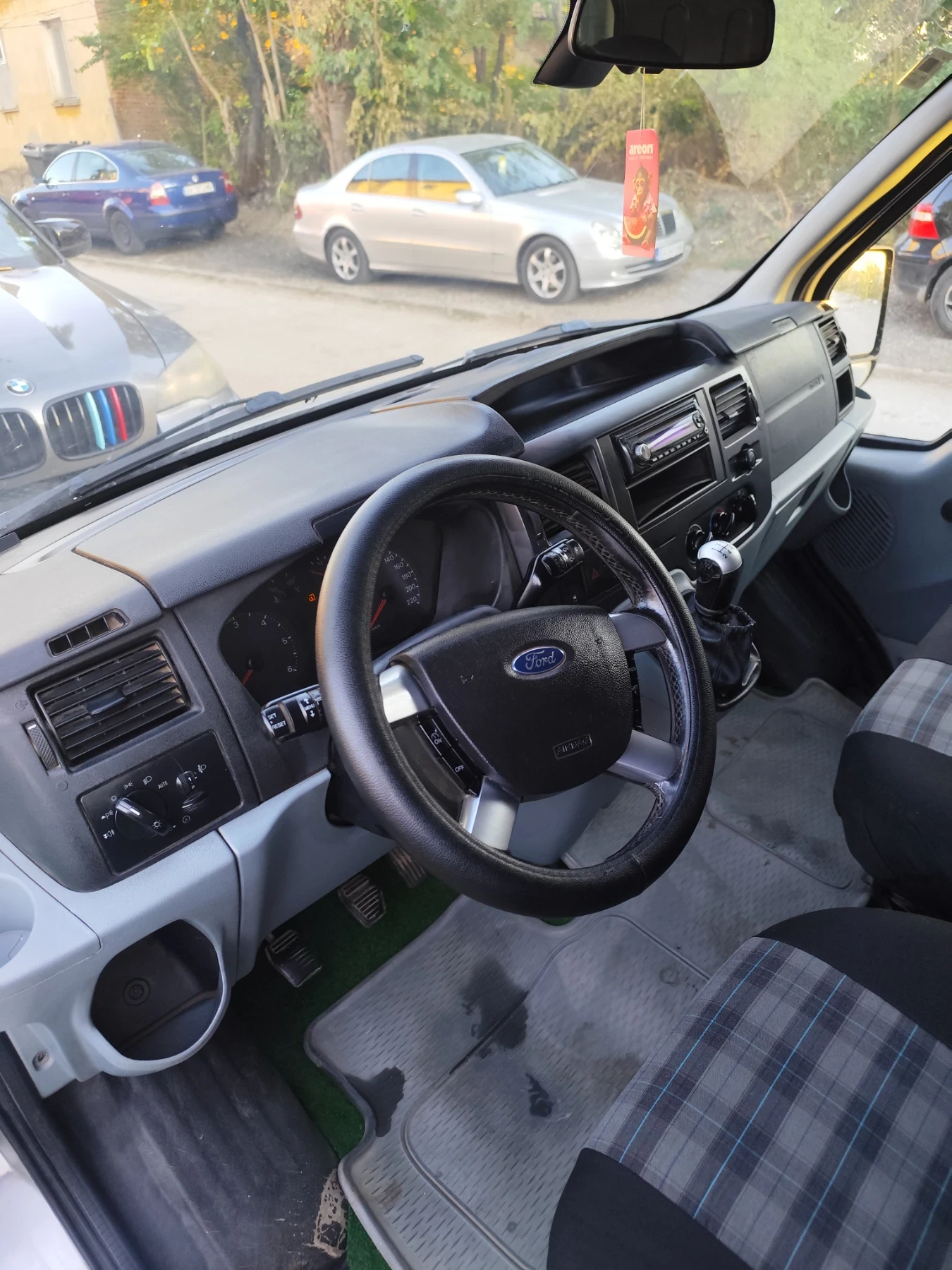 Ford Transit 2100, снимка 8 - Бусове и автобуси - 55956968