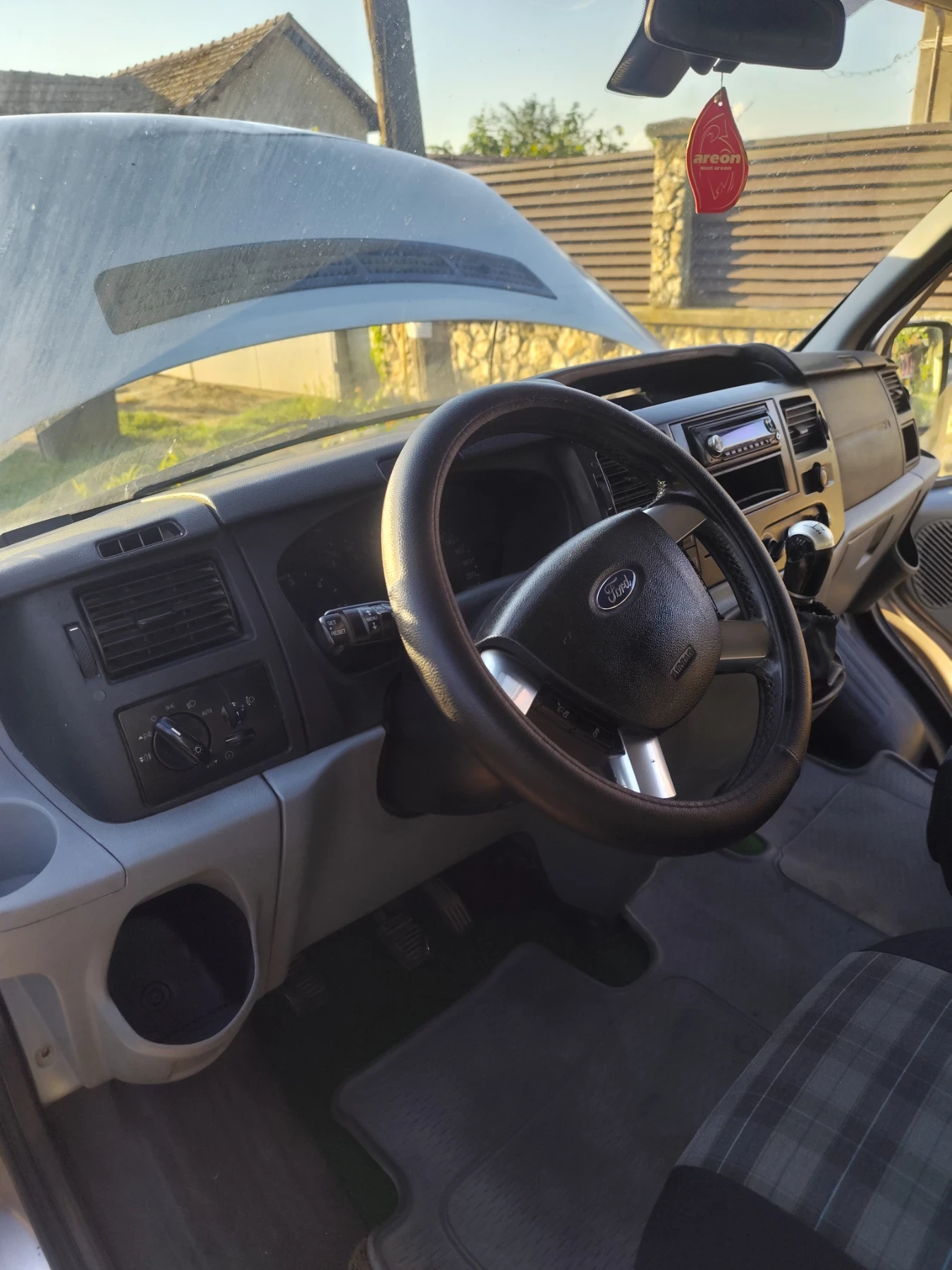 Ford Transit 2100, снимка 7 - Бусове и автобуси - 55956968