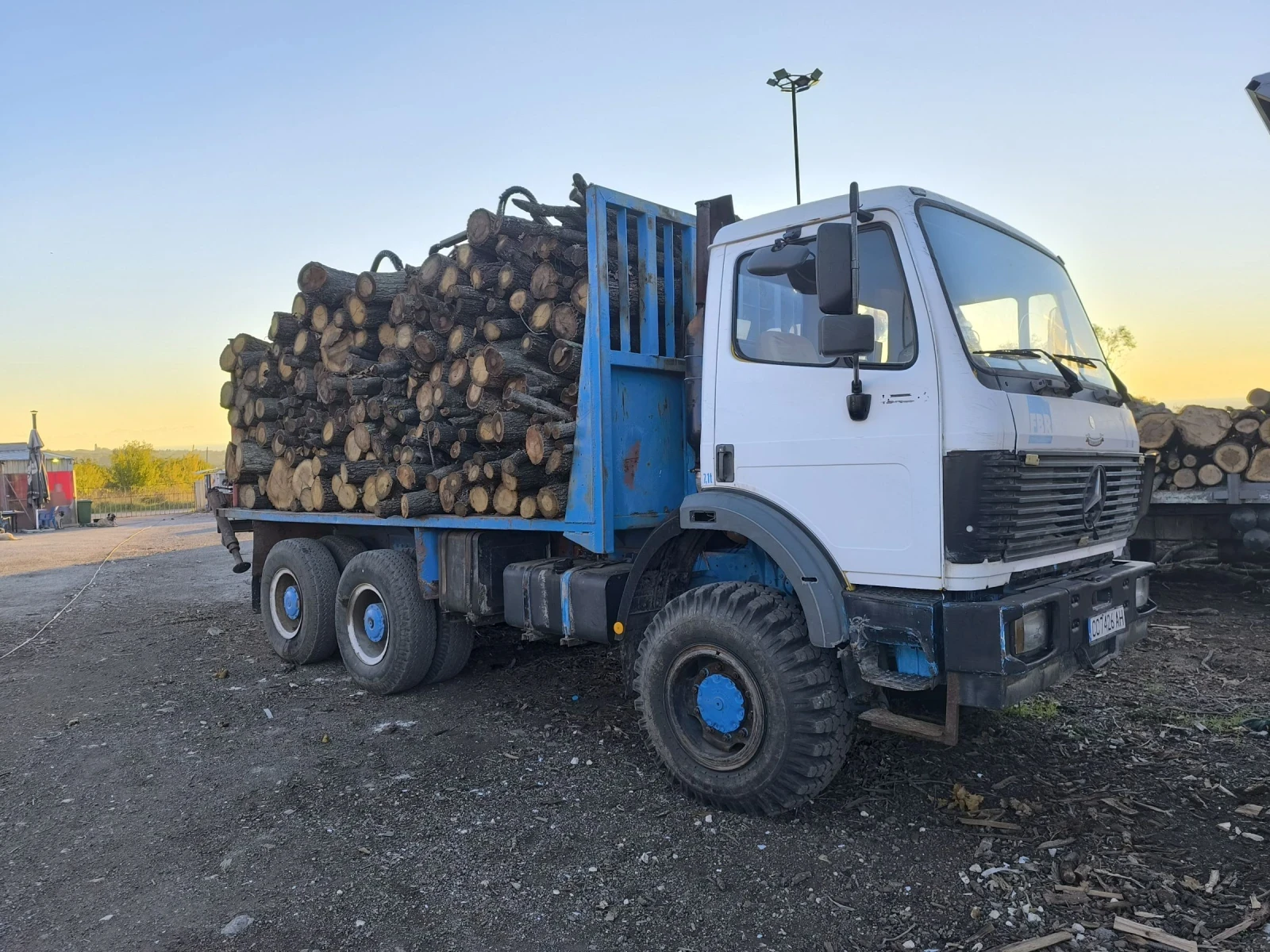 Mercedes-Benz 2628 6x6 бартер за дърва, снимка 1