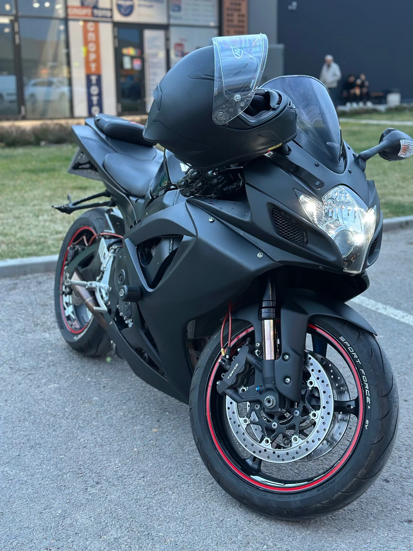 Suzuki Gsxr Gsxr 750 - изображение 5