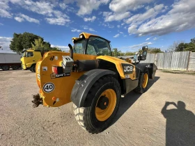 Телескопичен товарач JCB 541-70, снимка 1
