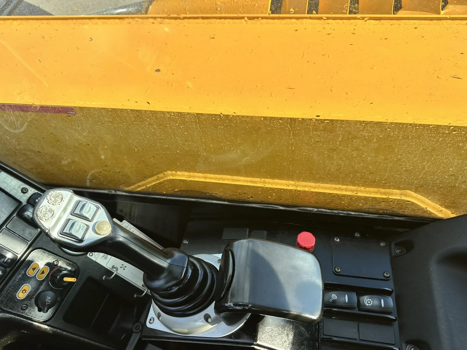 Телескопичен товарач JCB 541-70, снимка 11 - Селскостопанска техника - 56074285