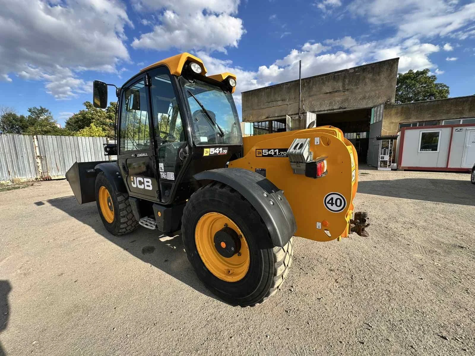 Телескопичен товарач JCB 541-70, снимка 2 - Селскостопанска техника - 56074285