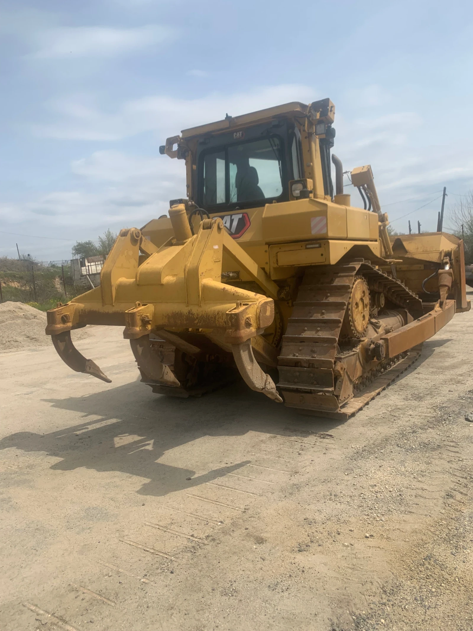 Булдозер Cat D6T, снимка 2 - Индустриална техника - 54187618
