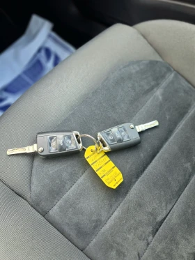 VW Golf R-Line/ Panorama/Bi-Xenon /Лизинг, снимка 15