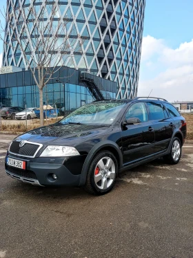 Skoda Octavia SCOUT 4X4 2.0TDI 140кс BMM * BI-XENON * ПОДГРЕВ - 10500 лв. - 99942444 | Car24.bg