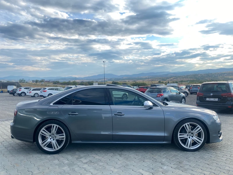 Audi S8, снимка 3 - Автомобили и джипове - 47095934