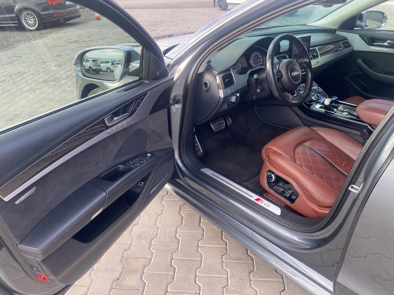 Audi S8, снимка 13 - Автомобили и джипове - 47095934