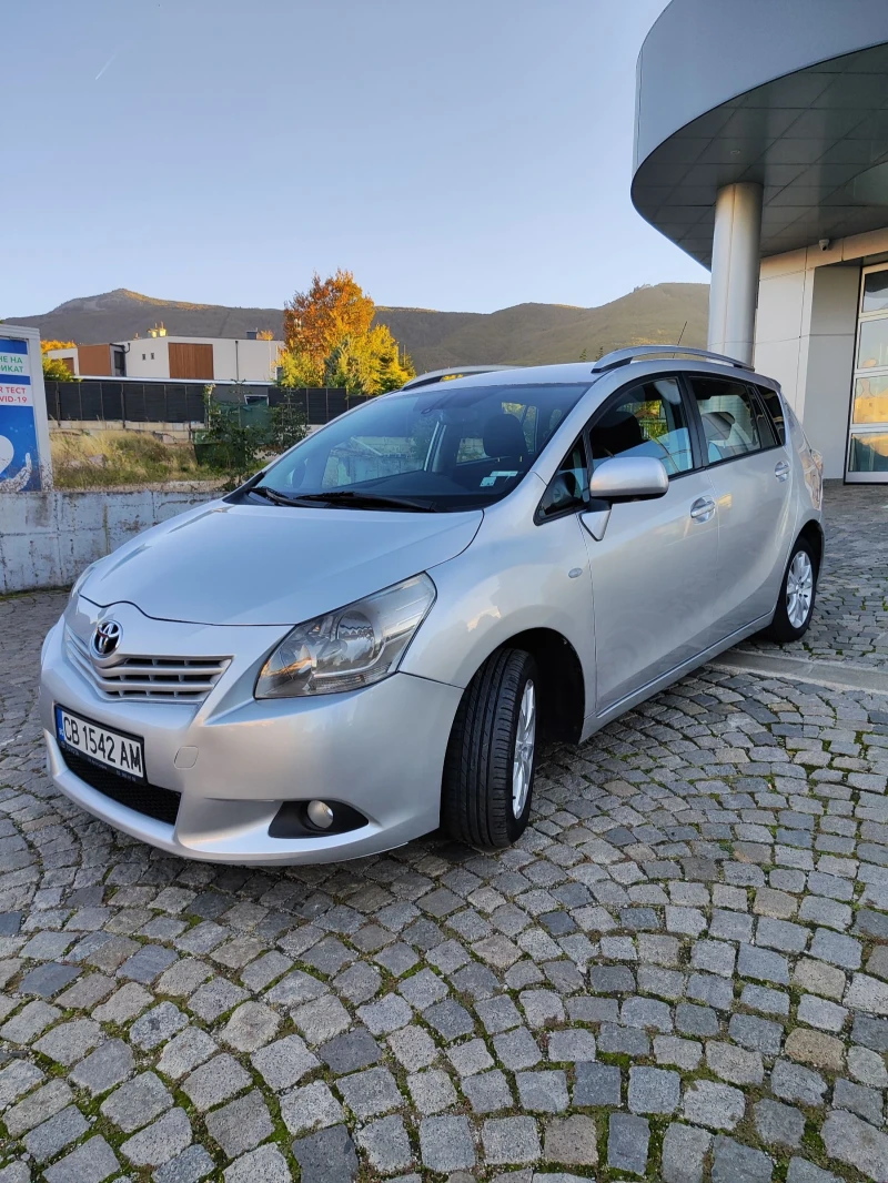 Toyota Verso SOL   2.0  D4D, снимка 2 - Автомобили и джипове - 47442633