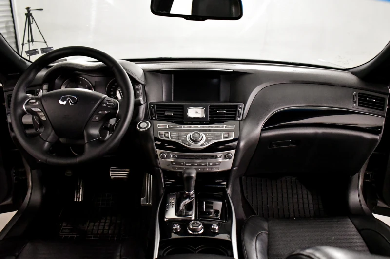 Infiniti M 30 Ds* Full options* , снимка 8 - Автомобили и джипове - 51790049