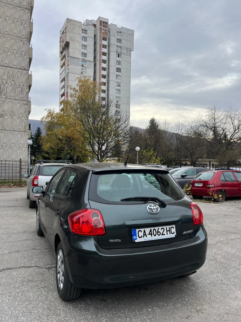 Toyota Auris 1.4 D4D, снимка 5 - Автомобили и джипове - 52444068