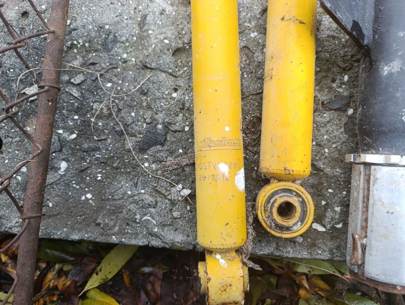 VW Golf 2.0tdi r32, снимка 12 - Автомобили и джипове - 52593180