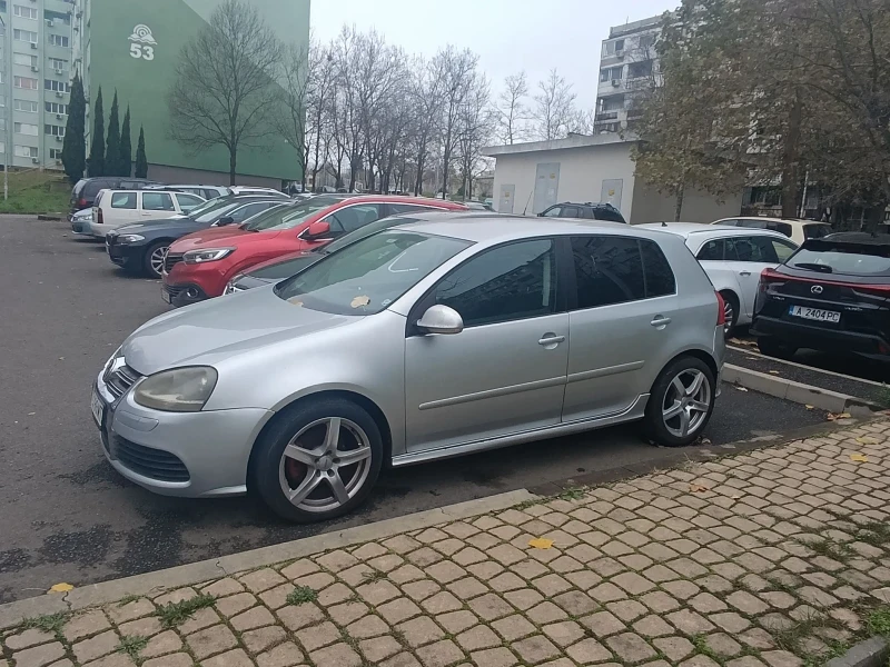VW Golf 2.0tdi r32, снимка 4 - Автомобили и джипове - 52593180