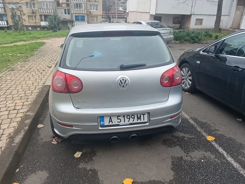 VW Golf 2.0tdi r32, снимка 5 - Автомобили и джипове - 52593180