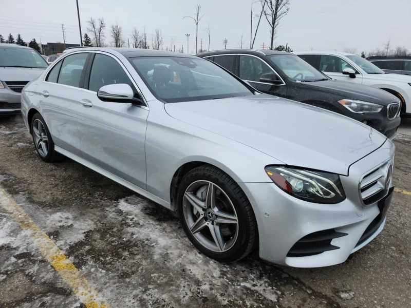 Mercedes-Benz E 300 * CARFAX /DISTRONIC/PANO/, снимка 2 - Автомобили и джипове - 53297323