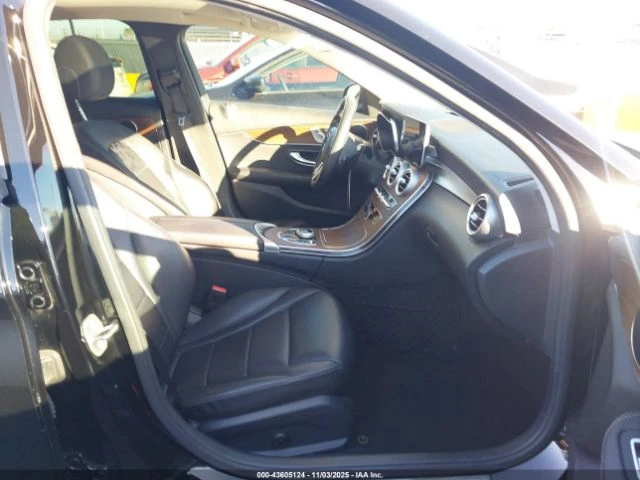 Mercedes-Benz C 300 | Mobile.bg   5