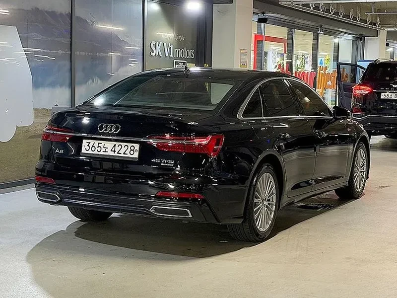 Audi A6 2.0 TFSI Quattro - САМО 30% АВАНС, снимка 4 - Автомобили и джипове - 56293702