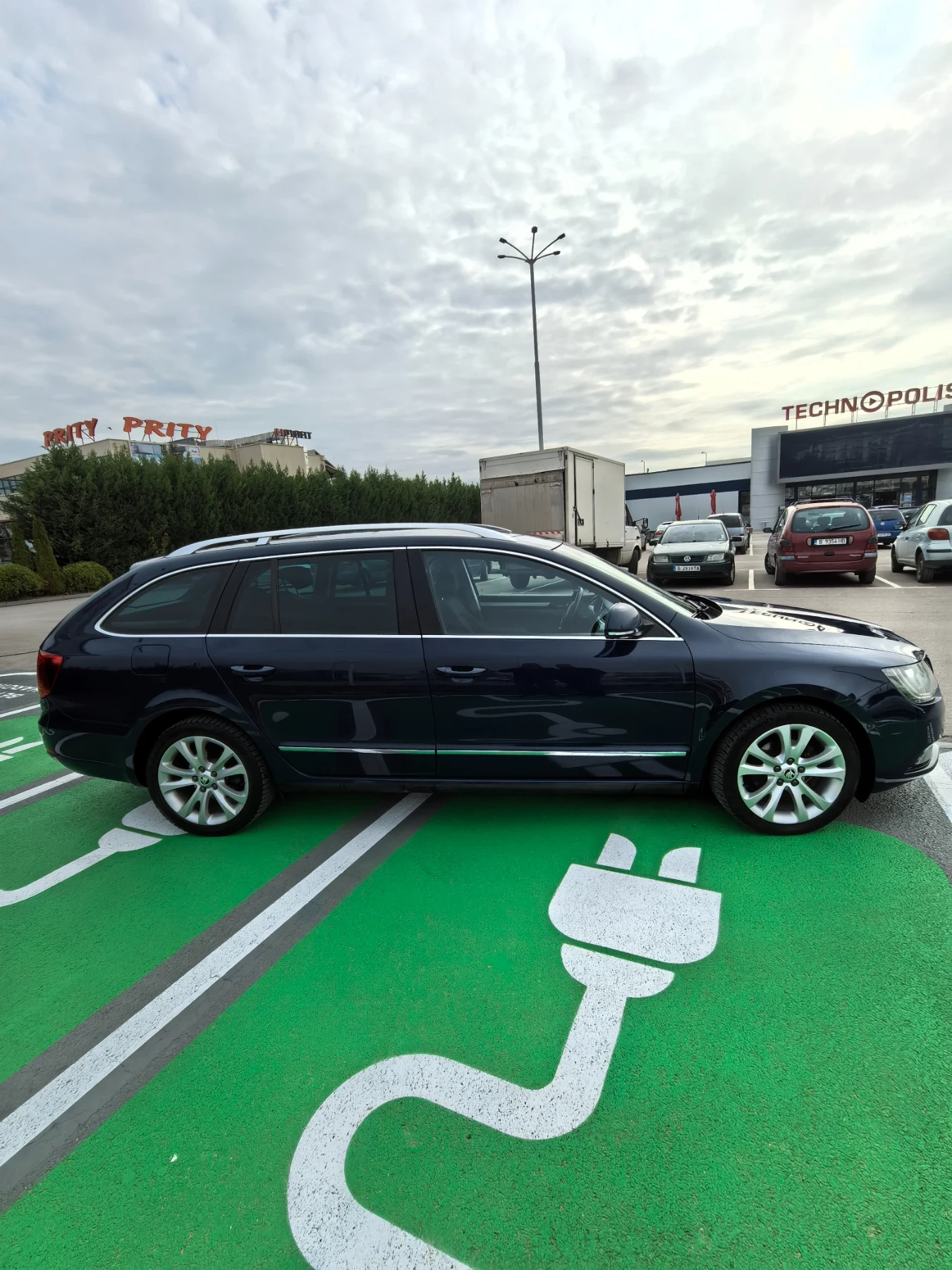 Skoda Superb 1.6 TDI  - изображение 4