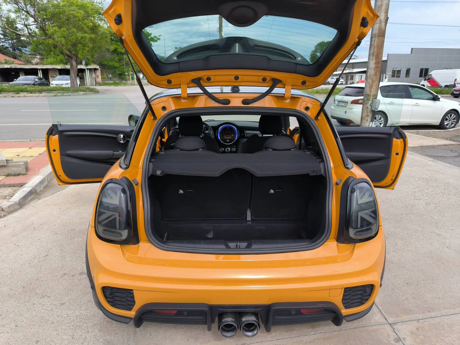 Mini Cooper john cooper works | Mobile.bg   11