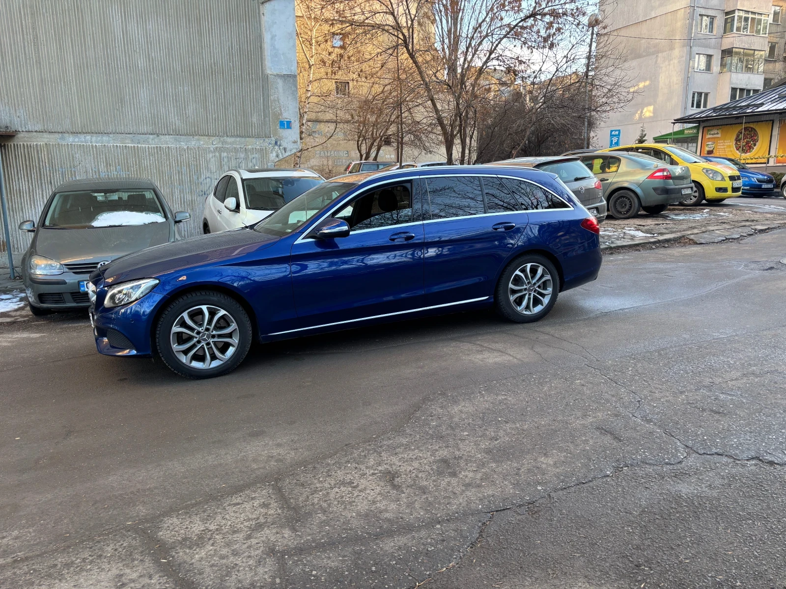 Mercedes-Benz C 220  - изображение 8