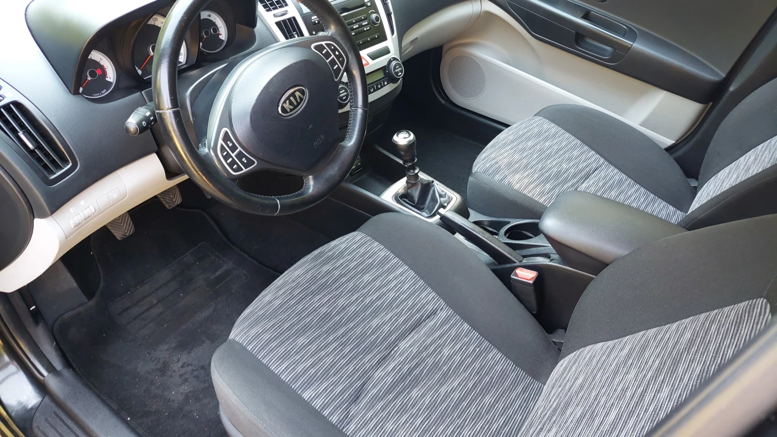 Kia Ceed 1.6 122 ps - изображение 6
