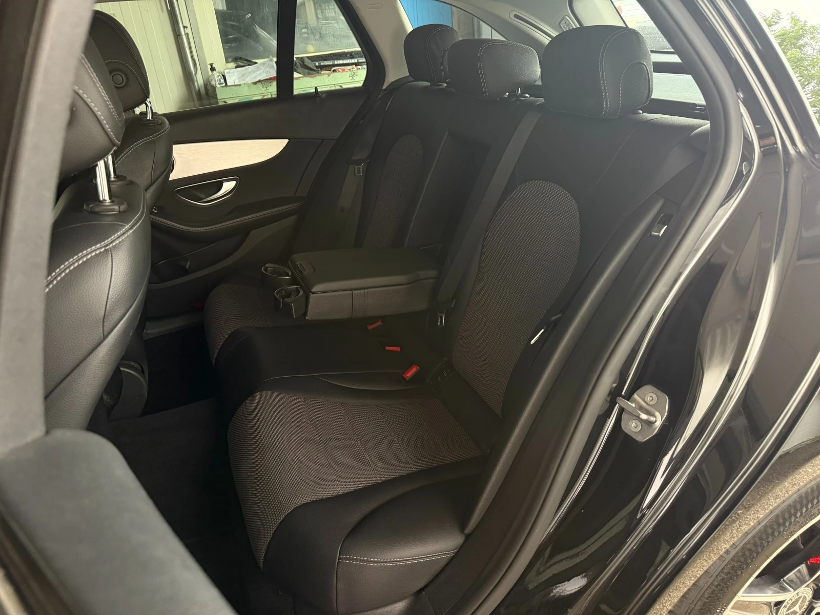 Mercedes-Benz C 220 AMG* СЕРВИЗНА КНИЖКА С ПЪЛНА ИСТОРИЯ В МЕРЦЕДЕС - изображение 8