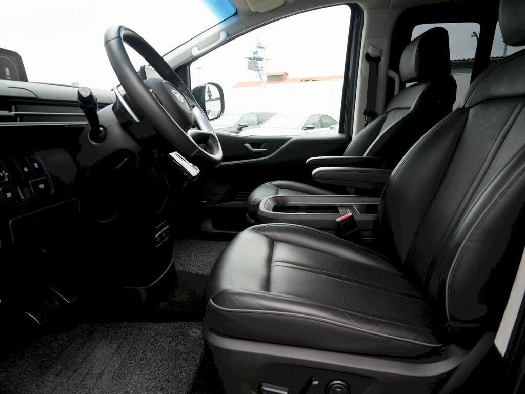 Hyundai Staria 2.2 CRDi 4x4 - изображение 8