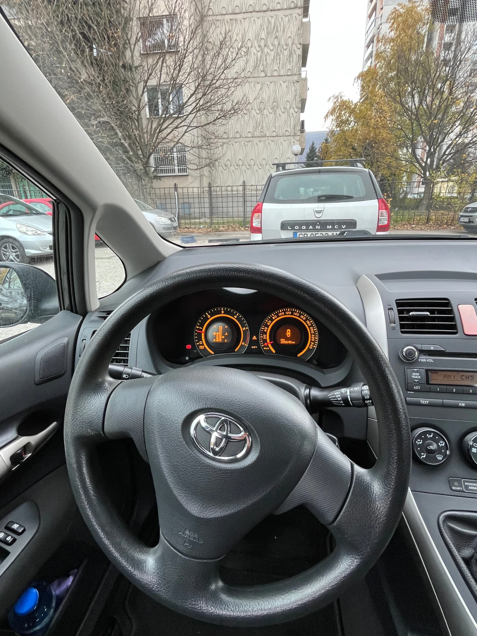 Toyota Auris 1.4 D4D - изображение 10