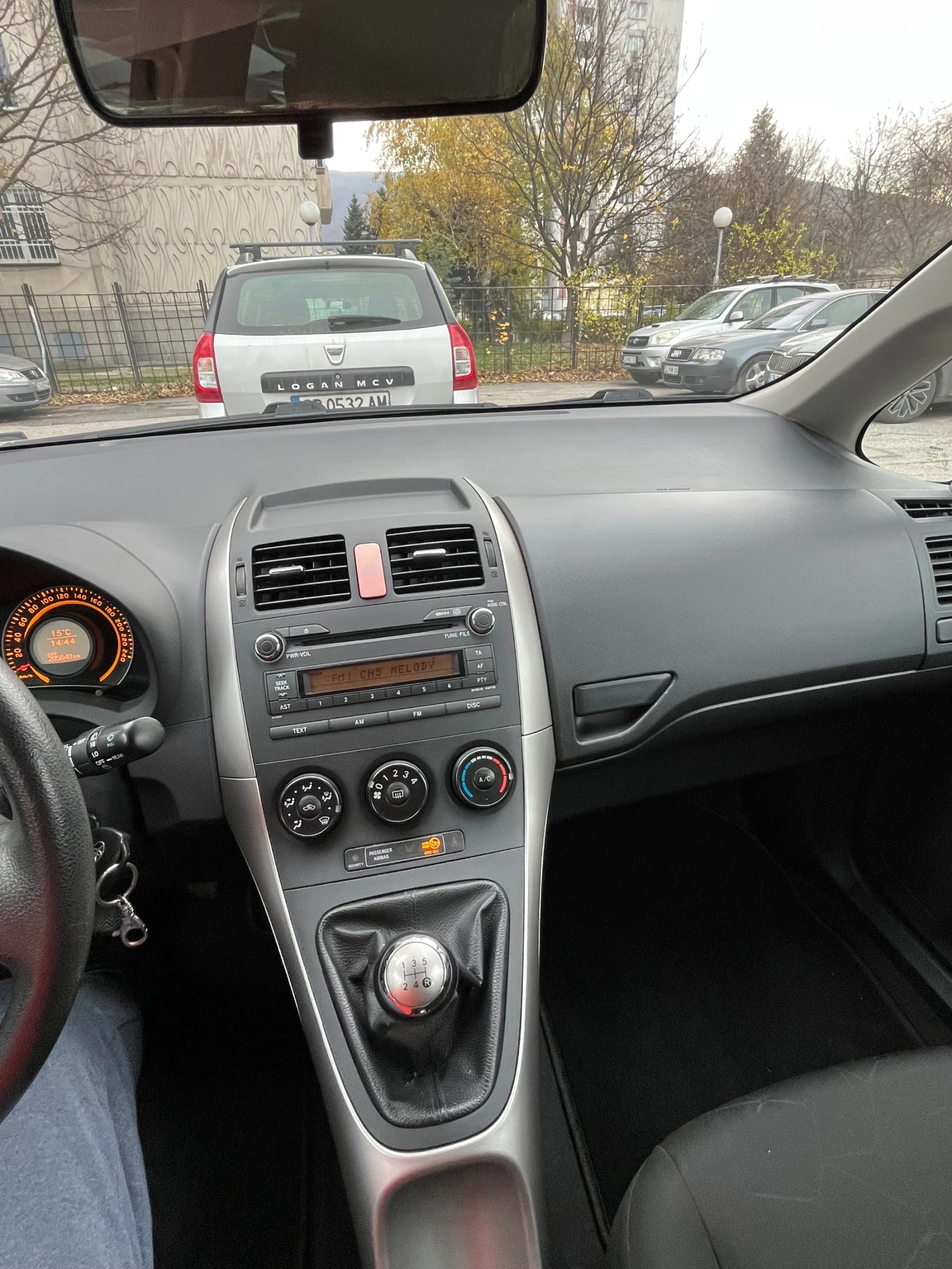 Toyota Auris 1.4 D4D | Mobile.bg � ����������� 12