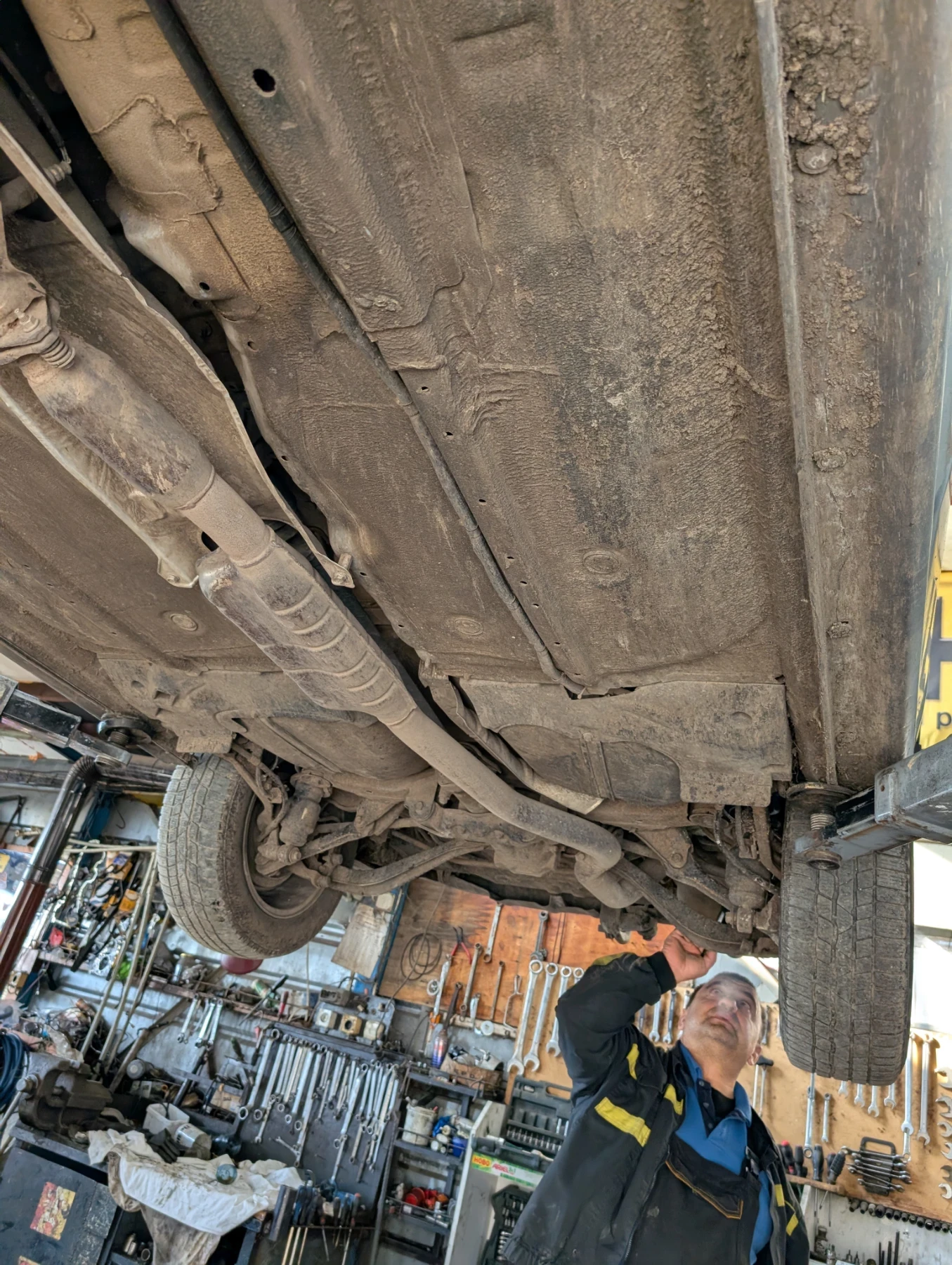 Subaru Outback 3.0 H6 | Mobile.bg � ����������� 13