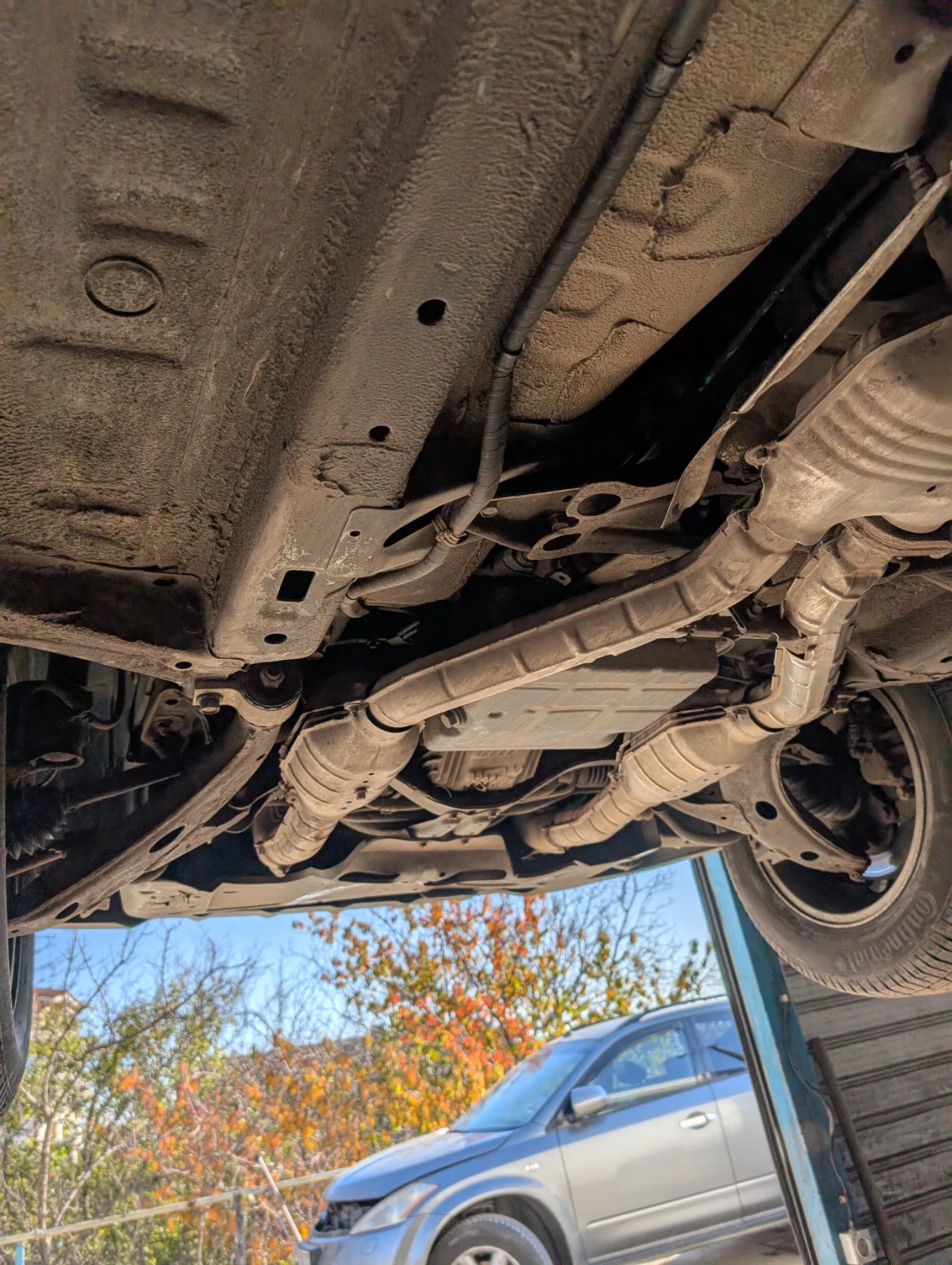 Subaru Outback 3.0 H6 | Mobile.bg � ����������� 12