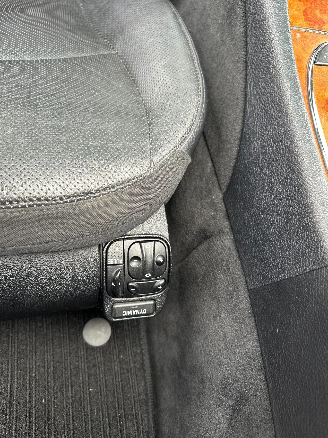 Mercedes-Benz E 320 | Mobile.bg � ����������� 14