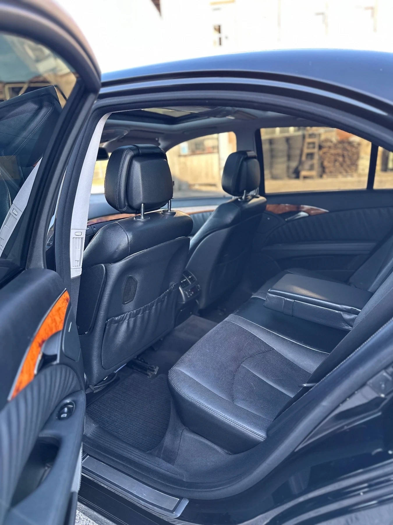 Mercedes-Benz E 320, снимка 7 - Автомобили и джипове - 53829814