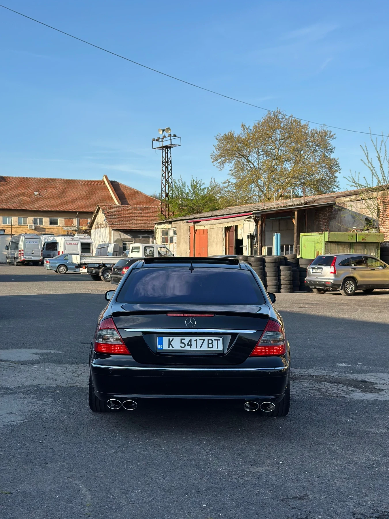 Mercedes-Benz E 320, снимка 5 - Автомобили и джипове - 53829814
