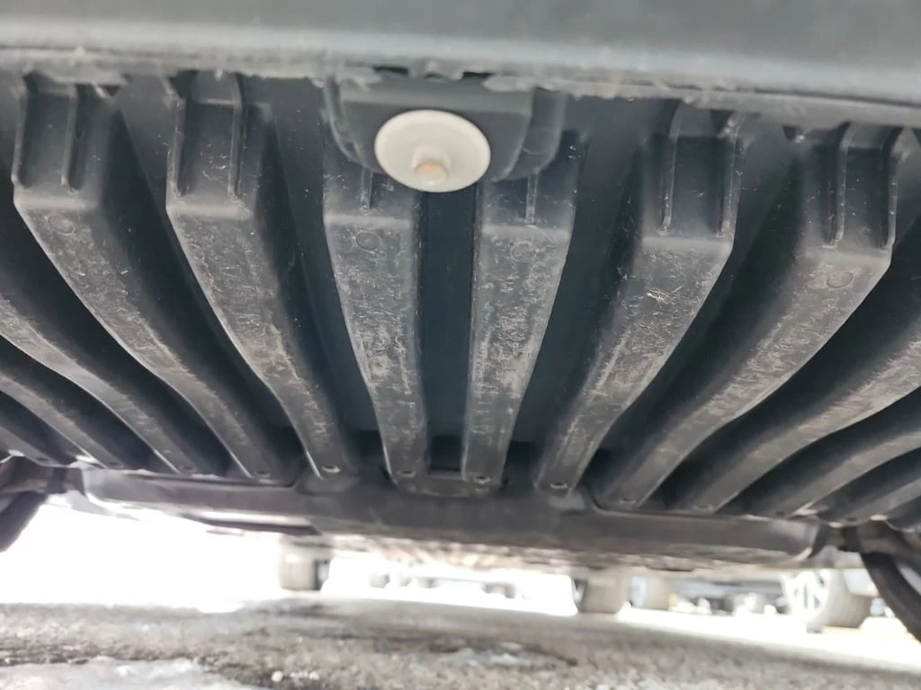 Mercedes-Benz E 300 * CARFAX /DISTRONIC/PANO/ | Mobile.bg � ����������� 17