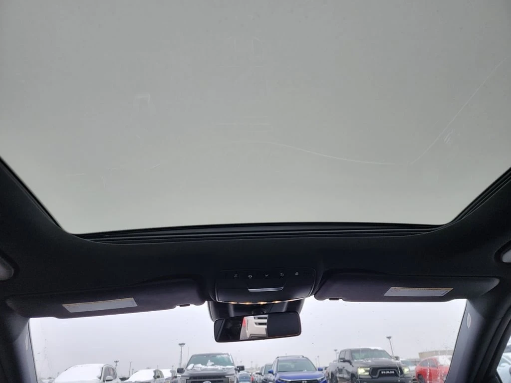 Mercedes-Benz E 300 * CARFAX /DISTRONIC/PANO/ | Mobile.bg � ����������� 12