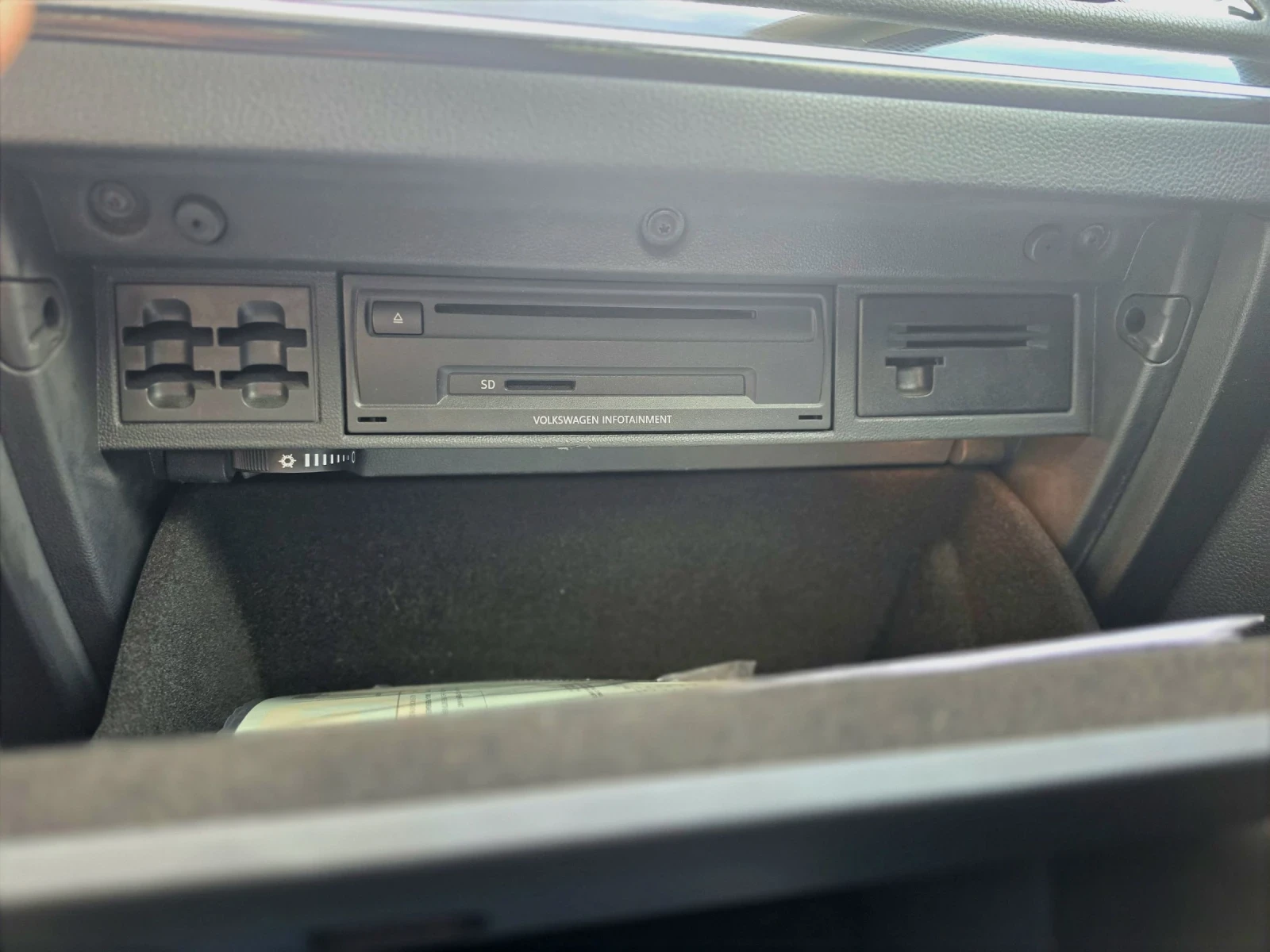 VW Golf R-Line/ Panorama/Bi-Xenon /Лизинг, снимка 14 - Автомобили и джипове - 54095393