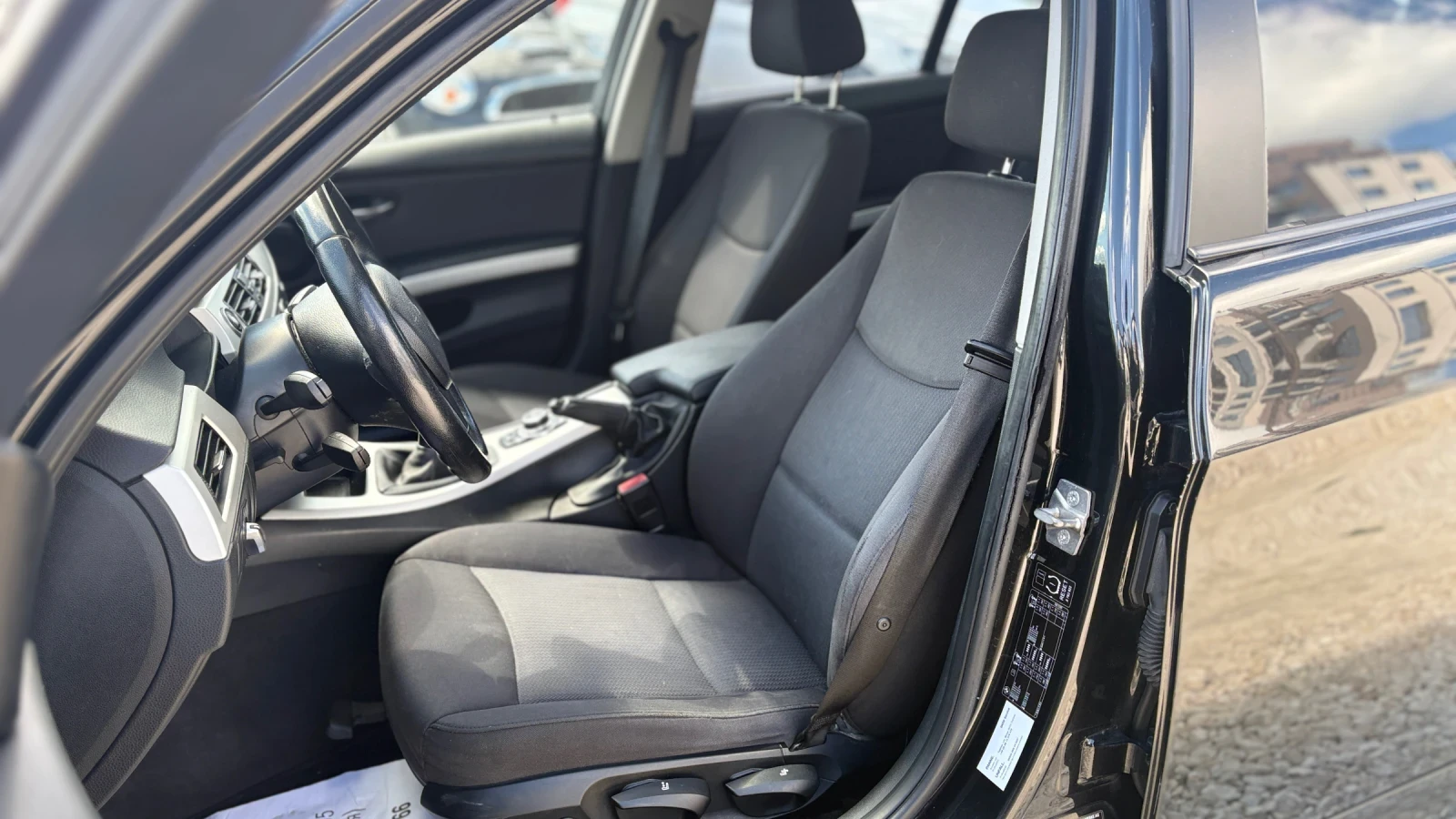 BMW 318, снимка 6 - Автомобили и джипове - 54134037