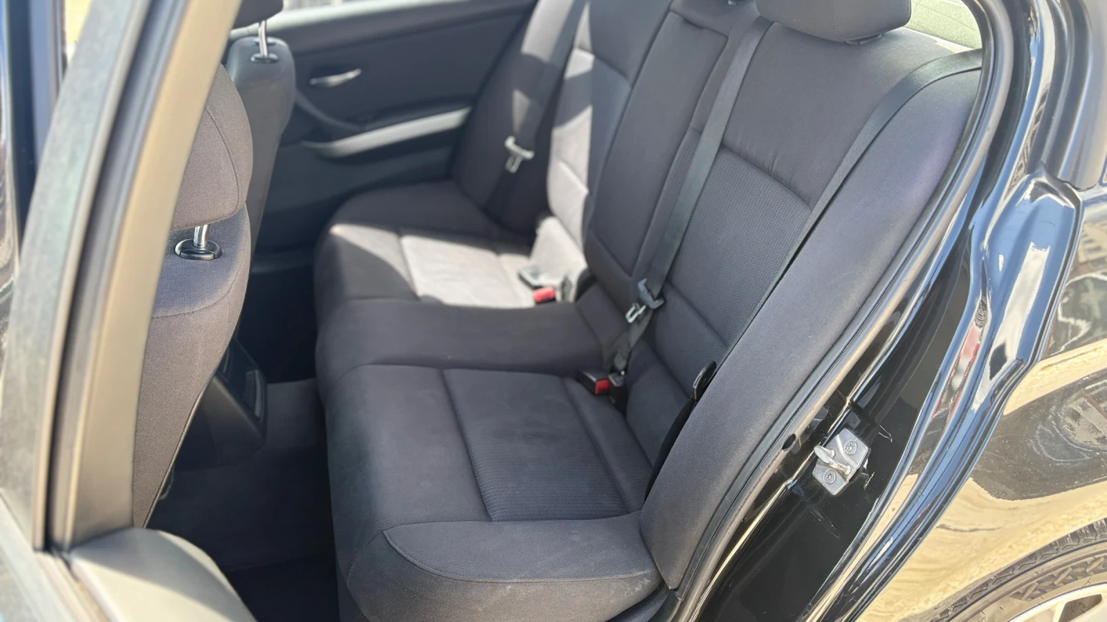 BMW 318, снимка 8 - Автомобили и джипове - 54134037